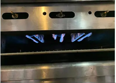 Wolf combo Gas range - 2 ovens - 6 burners - 24" flat top grill with broiler