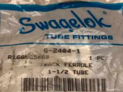 USED SWAGELOK S-2404-1