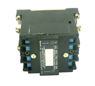 NEW ALLEN BRADLEY 700-RM400A1 CONTROL RELAY TYPE RM SERIES B 700RM400A1