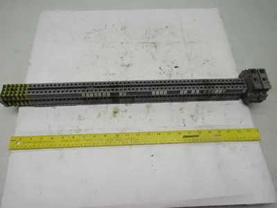 ENTRETEC (50) Gray 5120 Terminal Blocks W/(6) 5005.M10/10/P Grounds lot of 56