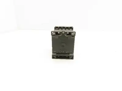 Siemens 3RH1122-2BB40 Auxiliary Contactor 600VAC 10A Lot Of 9