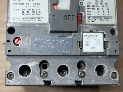 Used GENERAL ELECTRIC SELA36AT0030 Switchgears British Columbia CA | Lenmark #409208