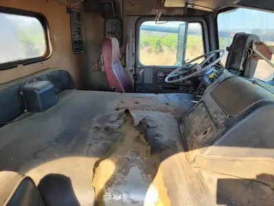 USED 1978 WHITEGMC WCM64