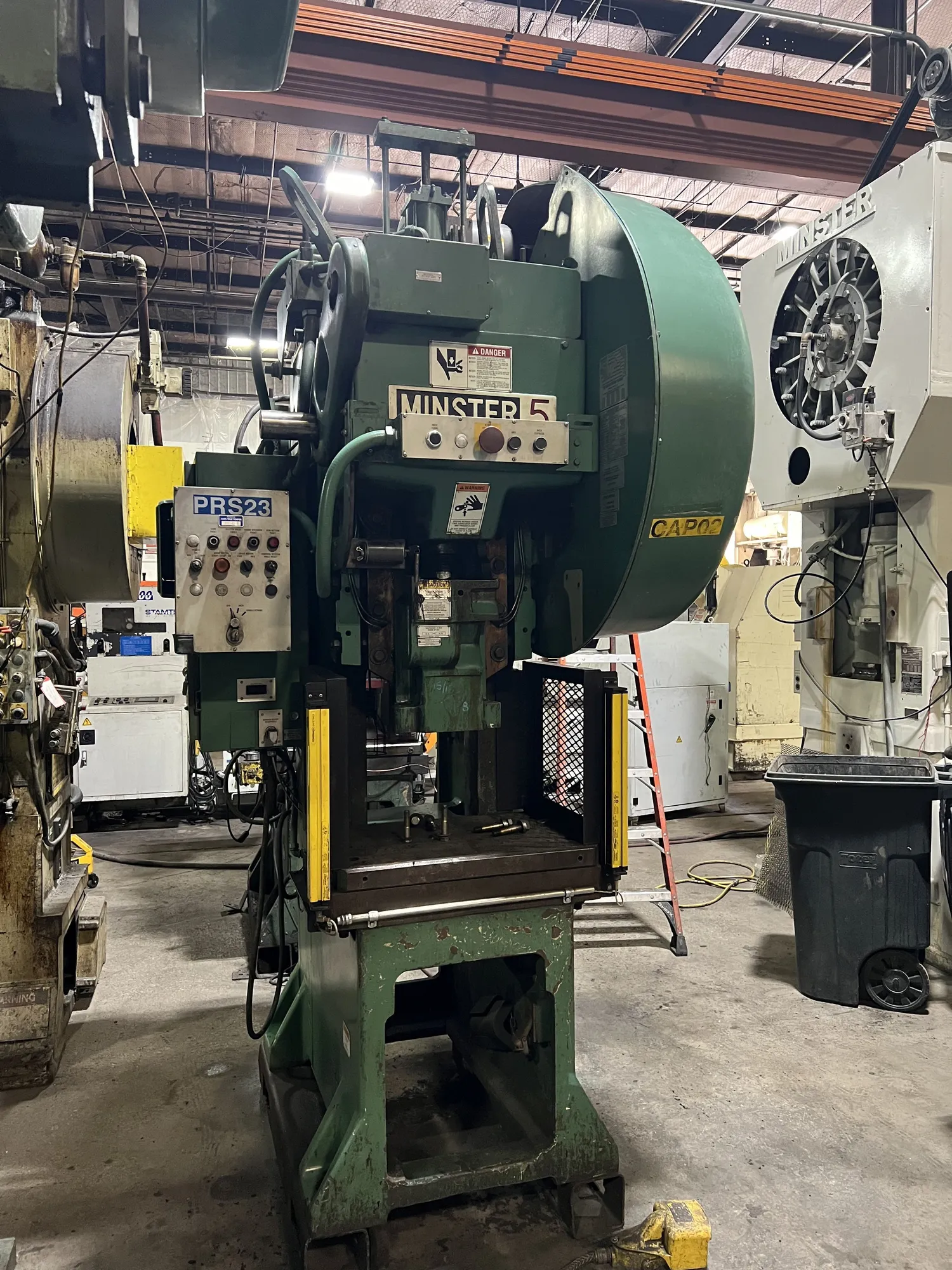 USED 2004 MINSTER 45 TON GAP FRAME