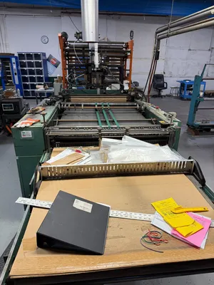 1976 FMC 106 Bag Machines, Bottom Seal out of line | Mark One Machinery (3)