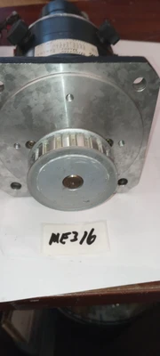 NEW Yaskawa Electric / Minertia Motor R08M-UV31