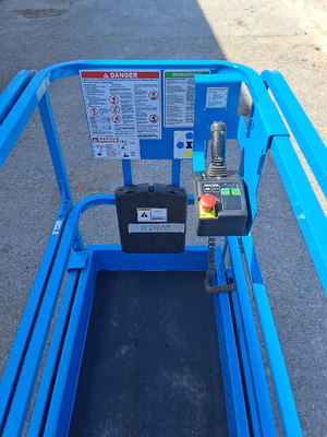USED 2017 Genie GS-1930