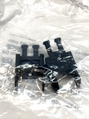NEW IGUS E2 MICRO 045 ENERGY CHAIN MOUNTING BRACKET SET WITH TIEWRAP