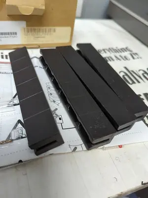 New | in-Stock AMBAFLEX AMBAFLEX 30010465SKU WEARGUIDES 3RD SPROCKET PA6G Misc Fasteners | Surplus Asset Holdings #1189831