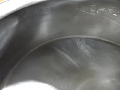 SS APV Insulated Liquid Scaling Hopper