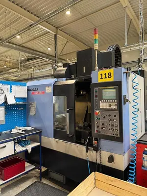 Used 2011 DOOSAN DNM 400 A Vertical Machining Centers CZ | Amaron s.r.o. #1369464