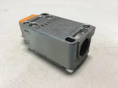 USED SIEMENS 3SE3 170-1A
