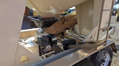 USED 2012 UNVERFERTH 3750