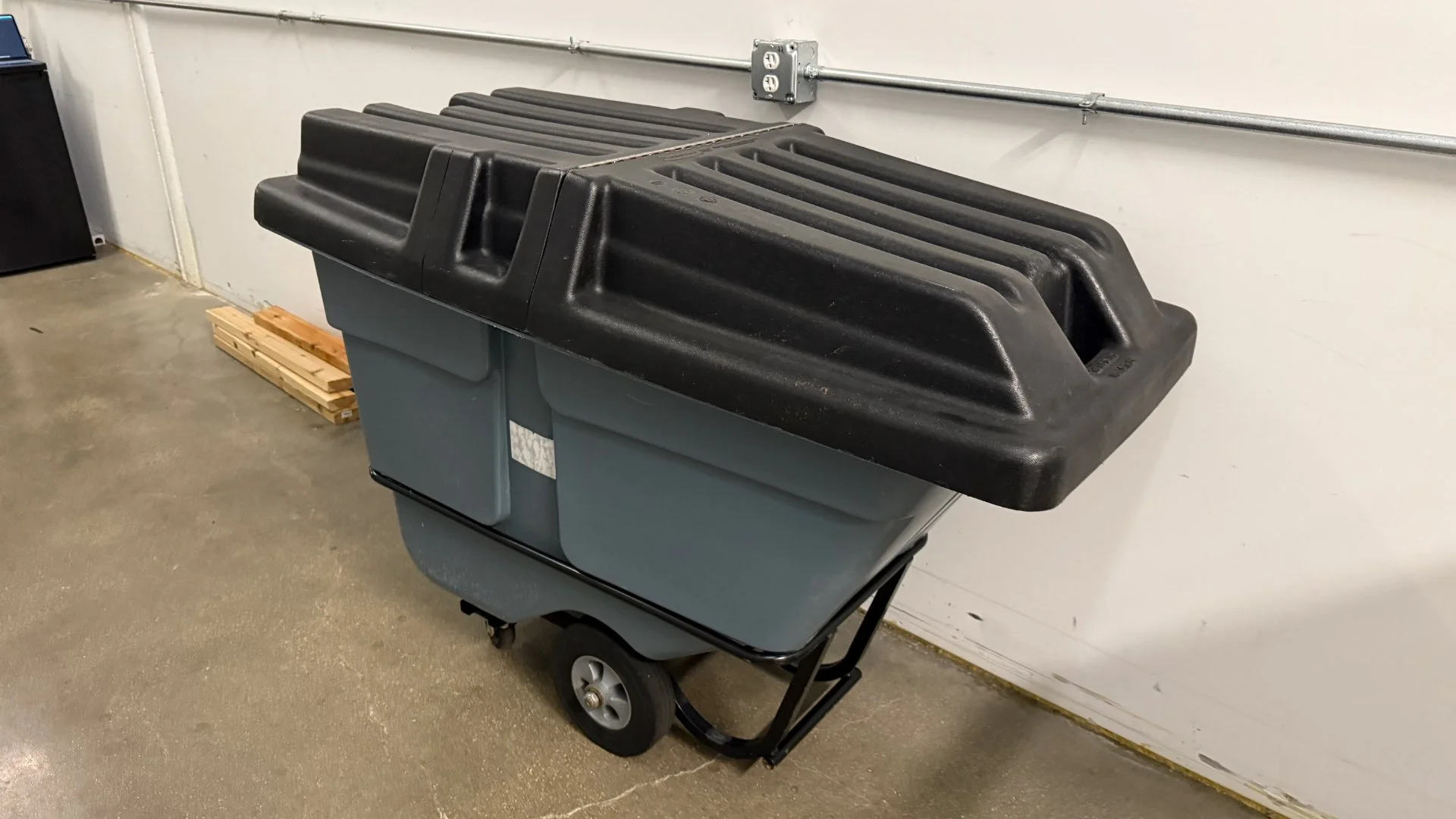 Used _UNKNOWN_ _UNKNOWN_ Janitorial Equipment Indiana US | Brewhouse Equipment Group #1276251