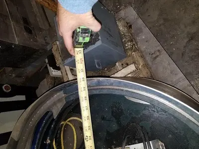 30'' SST Vibratory Feeder Bowl w/ Controller and Base 10'' Depth 1 3/4'' Ridges