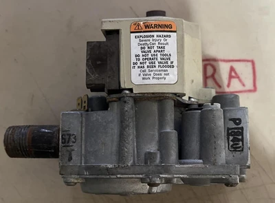 Honeywell VR8205A2081 Gas Valve [New]