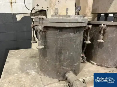 USED Reynolds 5 Gal Reynolds Industries Dual Shaft Vacuum Mixer, Model 5/2