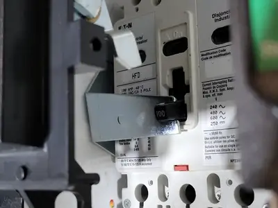 100A, 3 Pole, 600V Circuit Breaker HFD3100 Bucket for Freedom 2100 MCC Frame
