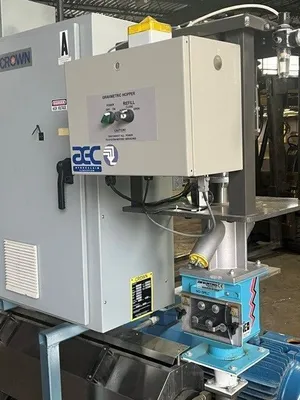 2014 CROWN 2" extruder Extruders, Low Boy 1.6" - 2.5""" | Mark One Machinery (37)