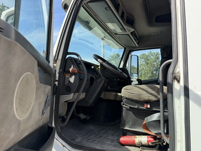 Used 2009 VOLVO VNL Conventional trucks Indiana US | Miedema Asset Management Group #1414615
