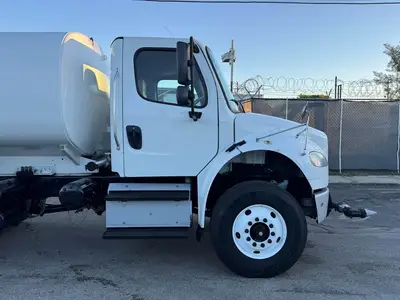 Used 2020 FREIGHTLINER M2 Carhaulers Florida US | Truck and Van Outlet #1509252