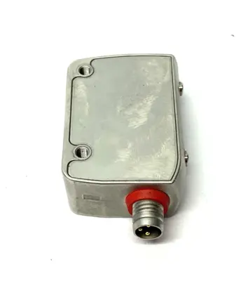 USED KEYENCE SELF-CONTAINED CMOS DISTANCE BASED LASER SENSOR, 3-PIN 250MM
