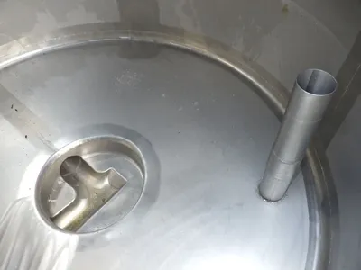 700 l vertical stainless steel storage tank
