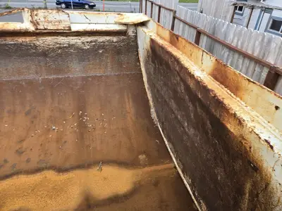 USED 1985 RELIANCE 28FT