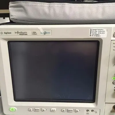 Agilent MSO8104A Infiniium Mixed Signal Oscilloscope: 1 GHz