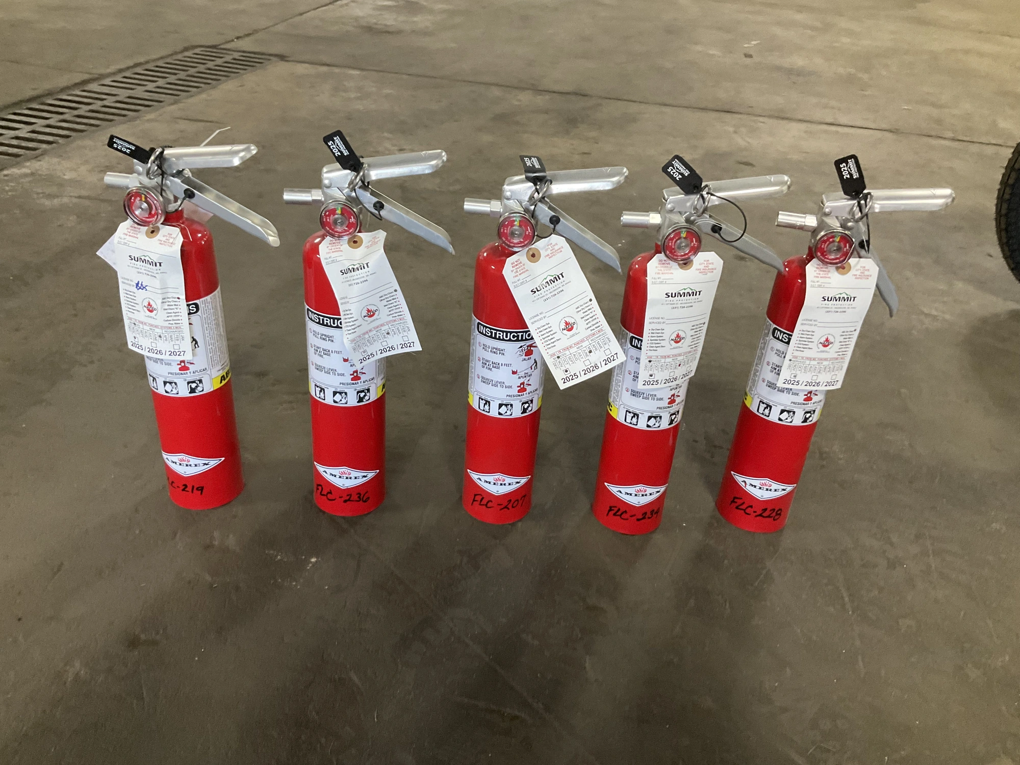 Used _UNKNOWN_ _UNKNOWN_ Fire Extinguishers Michigan US | Miedema Asset Management Group #1311981