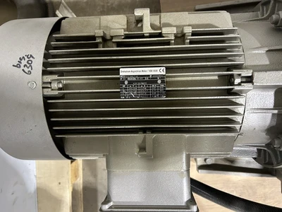 Used 2005 BECKER VTLF 500 Vacuum Pumps Ontario CA | MachineryMax #1403178