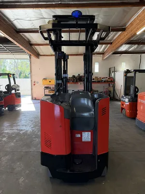 USED 2017 RAYMOND 730-R35TT