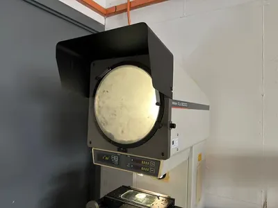 Used MITUTOYO PJ3000 Inspection Machines GB | Charter Auctions #1482221