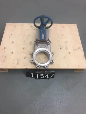 Dezurik 6"-150 Knife Gate Valve Hand Wheel Operated