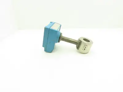 E+H Flowtec DMV6336 Flow Meter w/Thermostat 12.5-36vdc Swingwirl II