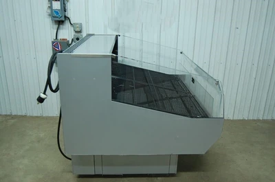 142-0968 Hussmann Q2SSM4S 50" Self Contained Deli Produce Fruit Display Cooler