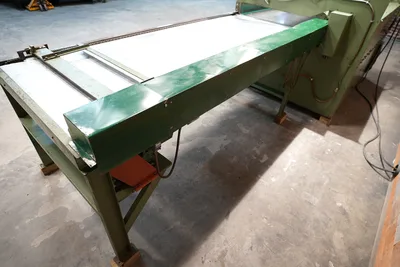 Raytherm PM 88 Feed Thru Radio Frequency Gluer w/Infeed Table