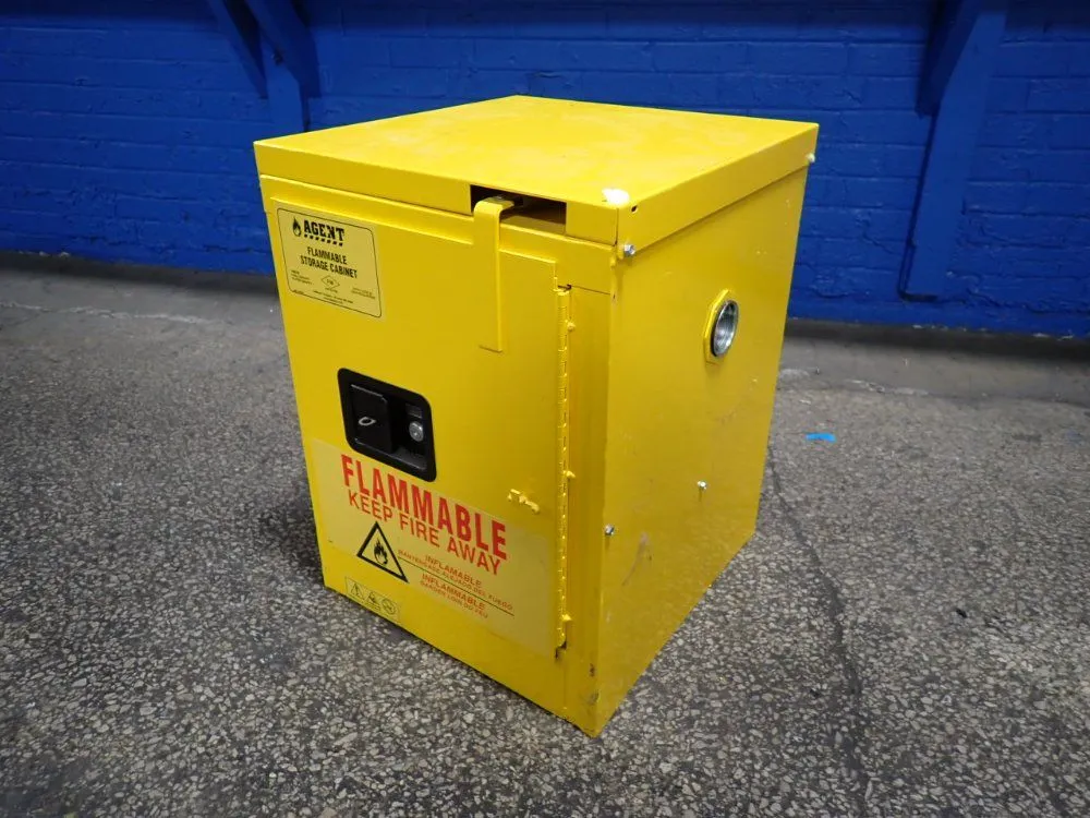 Used AGENT _UNKNOWN_ Cabinets Ohio US | HGR 24 #1147835