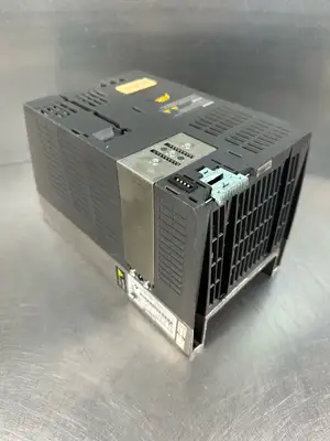 Siemens 6SL3224-0BE22-2AA0 Ver. D02 Sinamics PM240 (8.3.1)