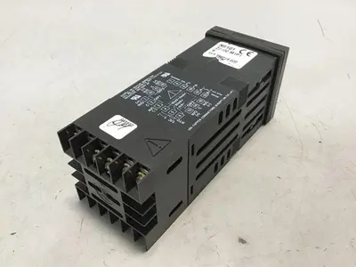 USED WEST ELECTRONICS 6100 / TC
