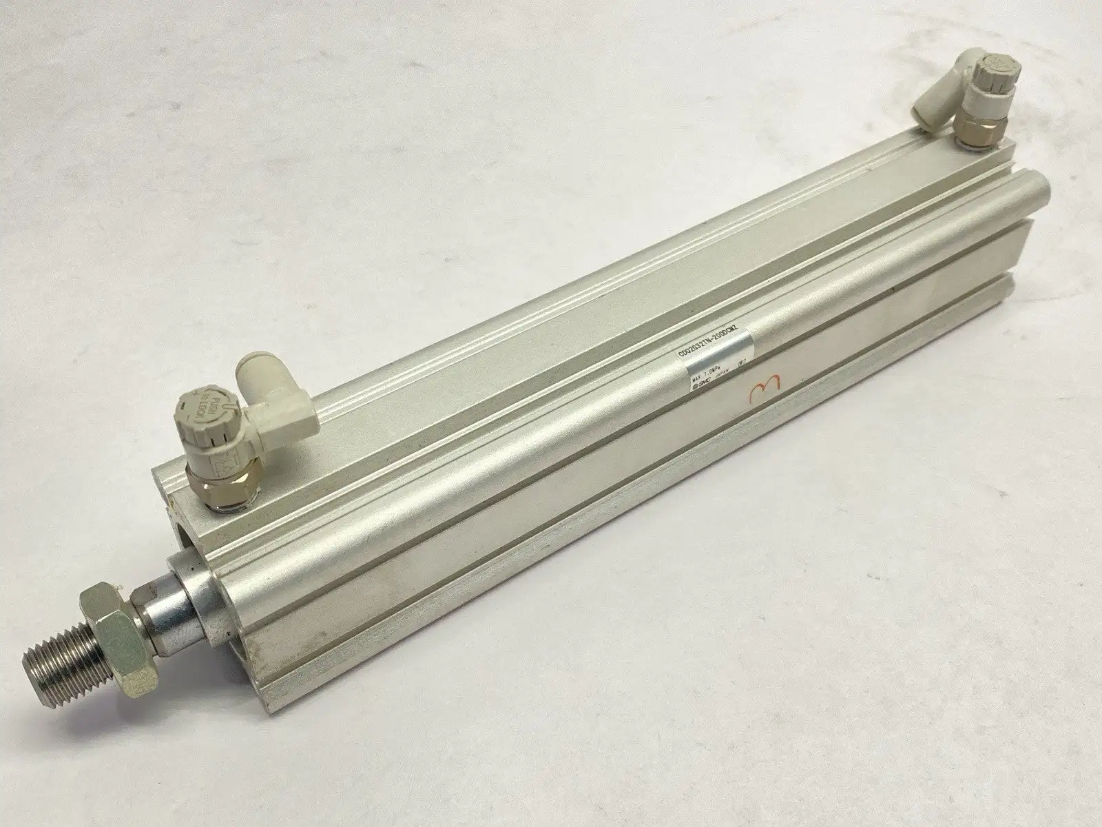 CDQ2G32TN-200DCMZ | SMC  Pneumatic Cylinder 32mm Bore 200mm Stroke - Used