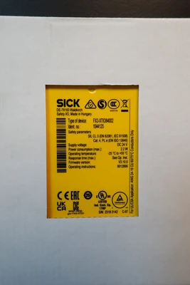 NEW SICK FX3-XTI084002