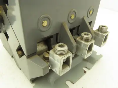 Furnas 40HP32AF Contactor Motor Starter 3Ph 600v 50Hp Ser A Coil 120v