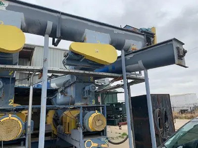 USED 2015 WARREN BAERG 300W