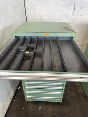 13 DRAWER STANLEY VIDMAR CABINET. STOCK # 0217226