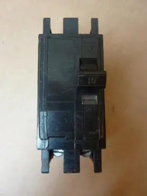 USED SQUARE D QOU210