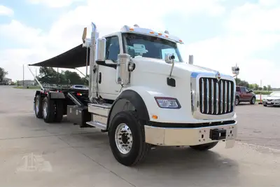 New | in-Stock 2026 INTERNATIONAL HX Rolloff Trucks Texas US | Roll Off Truck World #1491834
