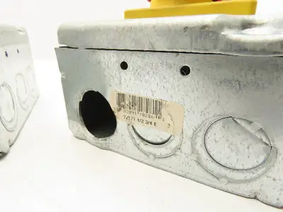 Siemens 3LD2203-0TK53 Rotary Disconnect Switch 2-Gang Steel Outlet Box Lot of 4
