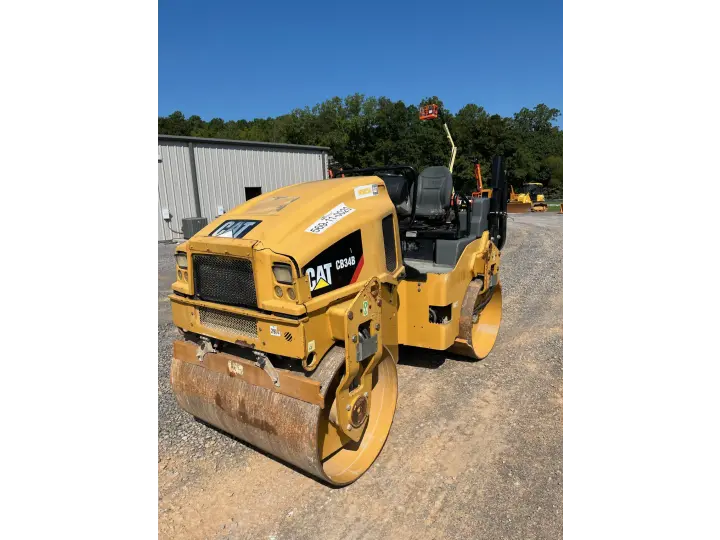 Used 2016 CATERPILLAR CB34B Construction Equipment (Miscellaneous) Pennsylvania US | Steam Well LLC 4 #98021