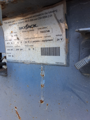 USED 2015 Skyjack SJ4632